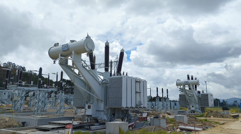 Outdoor electrical installation featuring WEG-branded industrial equipment operating under cloudy skies, illustrating harsh Canadian weather conditions.